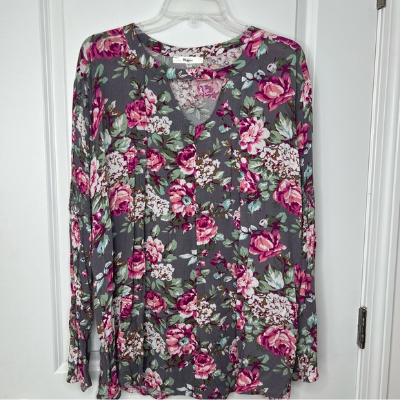 Hippie Tops - Hippie Floral Blouse in Gray and Pink Size Small Women's